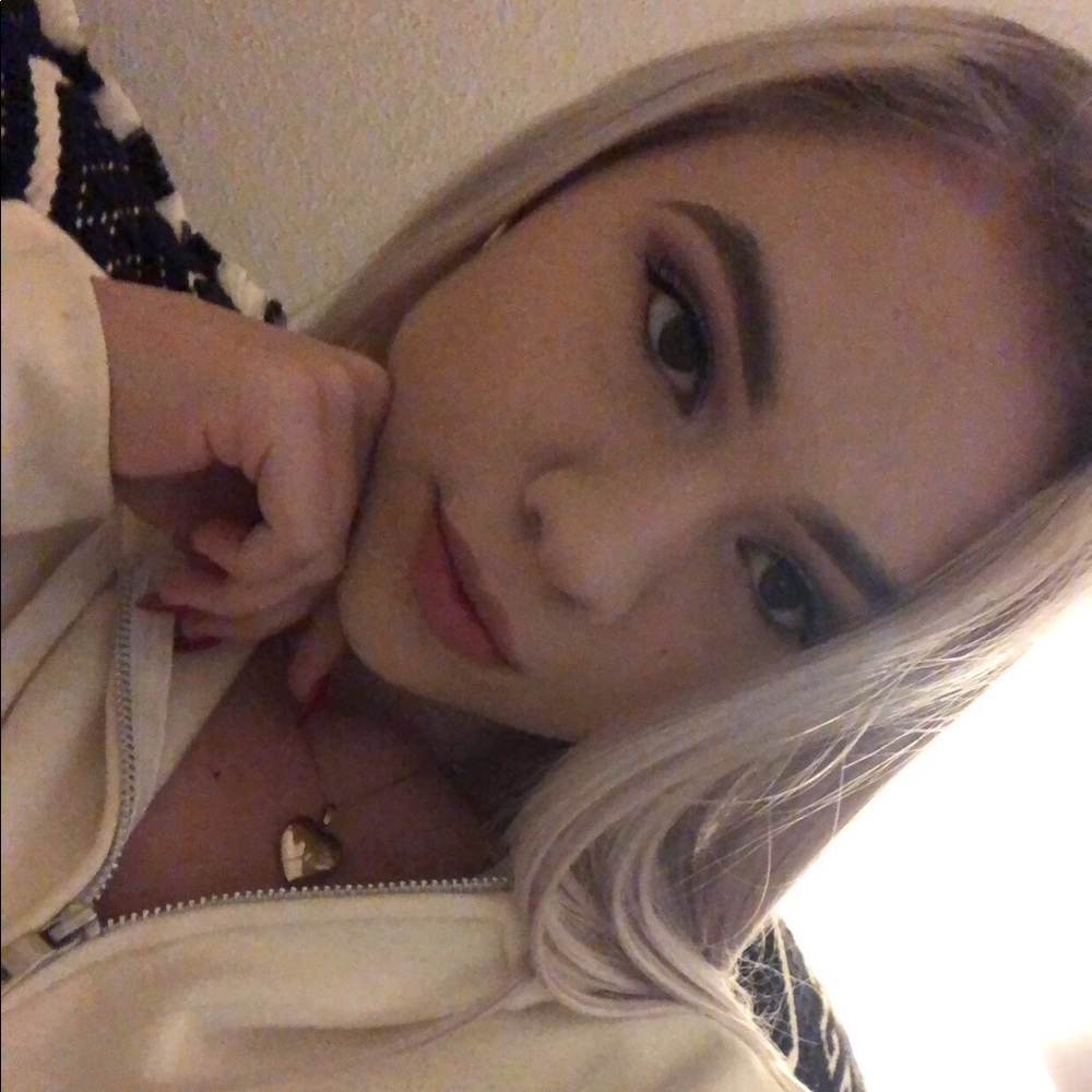 Meet your Posher, Chandler